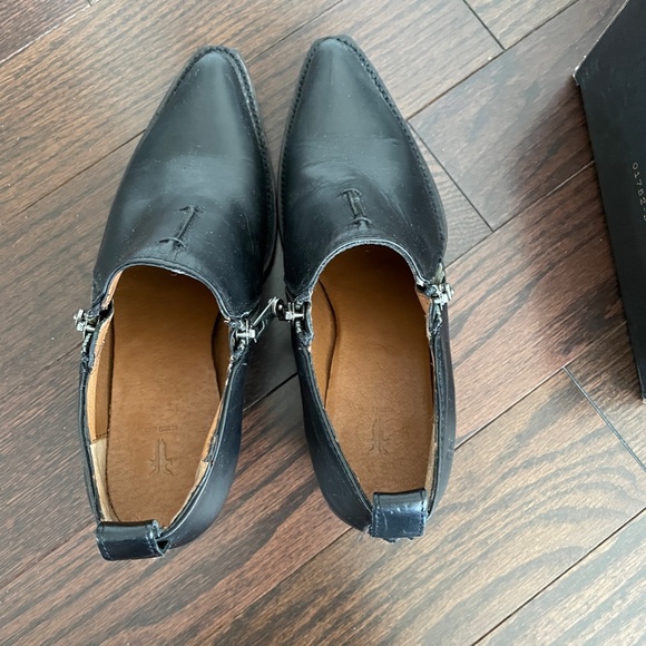 BNIB Frye Sacha Moto Shootie in Black 5.5 - Picture 5 of 9